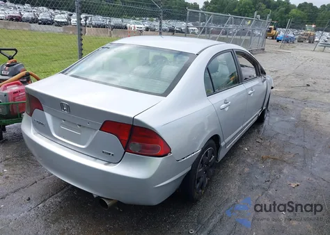2007 Honda Civic Lx z USA, uszkodzony, nr VIN 1HGFA16577L036679